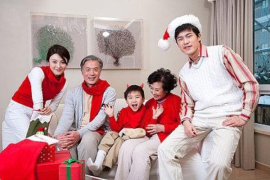 合作恐怖游戏《R.E.P.O.》Steam页面 2025年2月26日发行